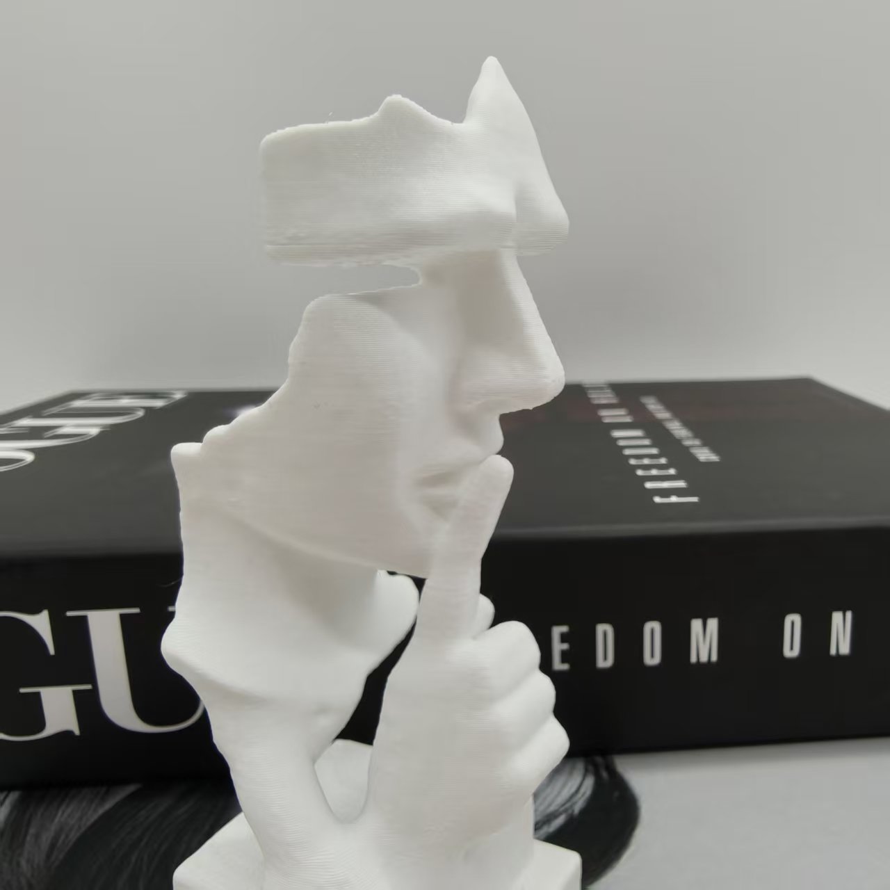 3D Printing Household Items - Patung Pemikir, Patung Seni Abstrak Hening